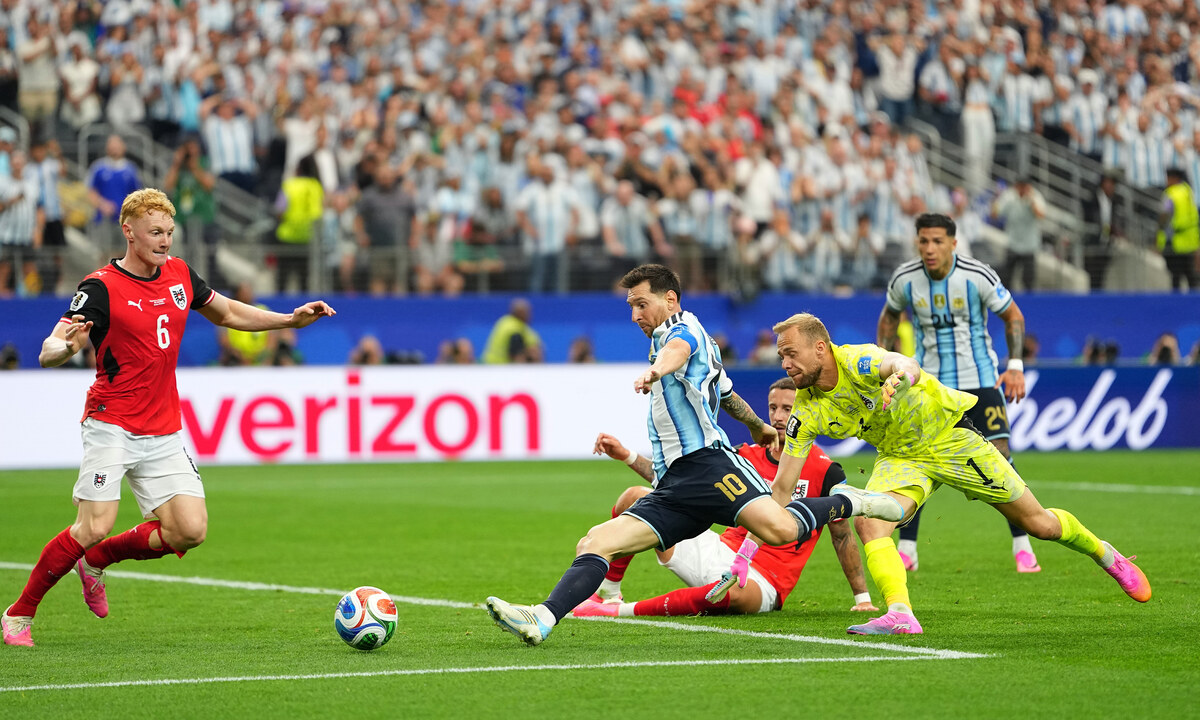 Messi không được điểm tuyệt đối dù lập cú đúp vào lưới Áo - hình ảnh - winxx88.vip
