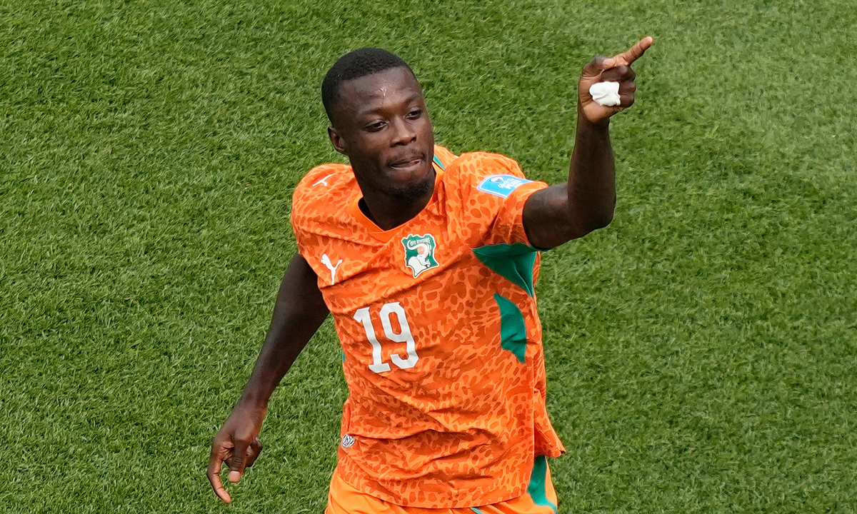 XX88 Cược Bóng Đá: Bờ Biển Ngà Lần Đầu Vượt Vòng Bảng World Cup Nhờ Cú Đúp Của Pepe - hình ảnh - winxx88.vip