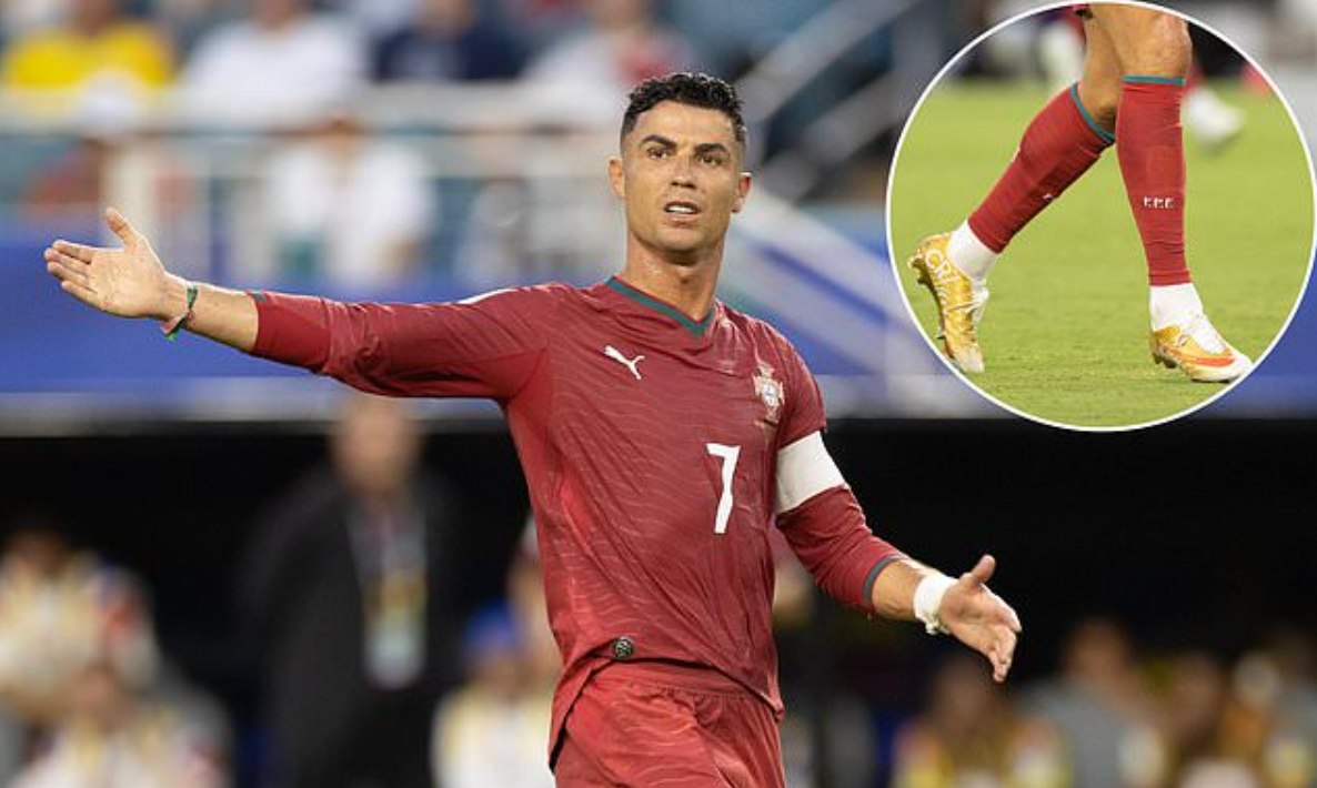 Ronaldo thay giày giữa trận: Dấu ấn đặc biệt từ ngôi sao 41 tuổi - hình ảnh - winxx88.vip