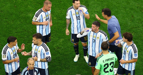 Messi răm rắp tuân lệnh, không bao giờ ‘cãi’ HLV Scaloni nửa lời, đủ tuyệt kỹ đấu… World Cup 2030 - hình ảnh - winxx88.vip