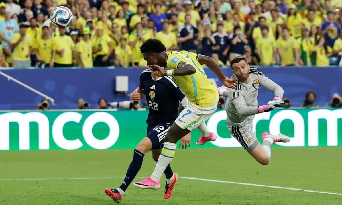 Vinicius đòi quà Ancelotti sau khi đánh đầu ghi bàn - hình ảnh - winxx88.vip Vinicius đòi quà Ancelotti sau khi đánh đầu ghi bàn - hình ảnh - winxx88.vip