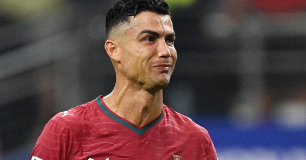 Ronaldo nghẹn ngào chia tay World Cup: Khoảnh khắc xúc động và cơ hội mới cùng XX88 bắn cá - hình ảnh - winxx88.vip Ronaldo nghẹn ngào chia tay World Cup: Khoảnh khắc xúc động và cơ hội mới cùng XX88 bắn cá - hình ảnh - winxx88.vip