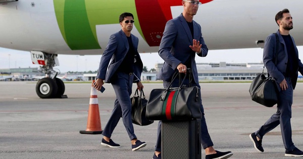Cristiano Ronaldo bị chấm 0 điểm về thời trang tại World Cup 2026 - hình ảnh - winxx88.vip Cristiano Ronaldo bị chấm 0 điểm về thời trang tại World Cup 2026 - hình ảnh - winxx88.vip