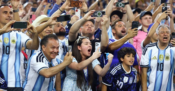 Messi trở về ‘nhà’ trước cuộc gặp Cabo Verde, cơn sốt lên đỉnh điểm - hình ảnh - winxx88.vip Messi trở về ‘nhà’ trước cuộc gặp Cabo Verde, cơn sốt lên đỉnh điểm - hình ảnh - winxx88.vip
