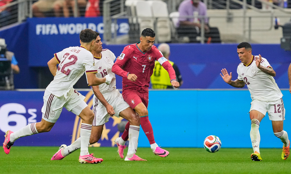 Ronaldo Nhận Điểm Thấp Nhất Trận Thua Tây Ban Nha: Dấu Hỏi Về Tương Lai Ở World Cup 2026 - hình ảnh - winxx88.vip